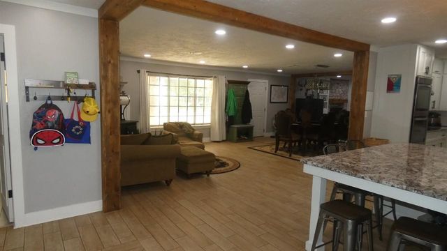 186 N Cline Rd, Elgin, OK 73538