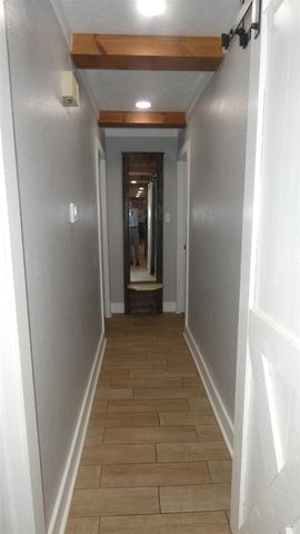 186 N Cline Rd, Elgin, OK 73538