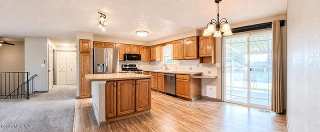1204 N WARREN RD, Spokane Valley, WA 99216