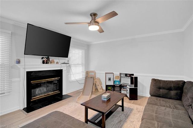 192 Stony Ridge CT, Newport News, VA 23608