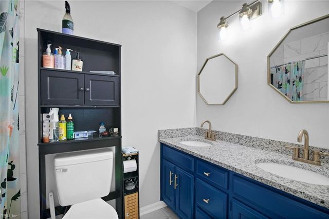 192 Stony Ridge CT, Newport News, VA 23608