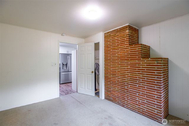 1022 S 197th Street, Des Moines, WA 98148