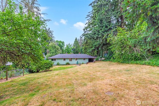 1022 S 197th Street, Des Moines, WA 98148