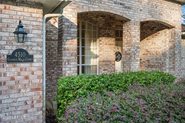 4510 SUMMER WALK Court, Jacksonville, FL 32258