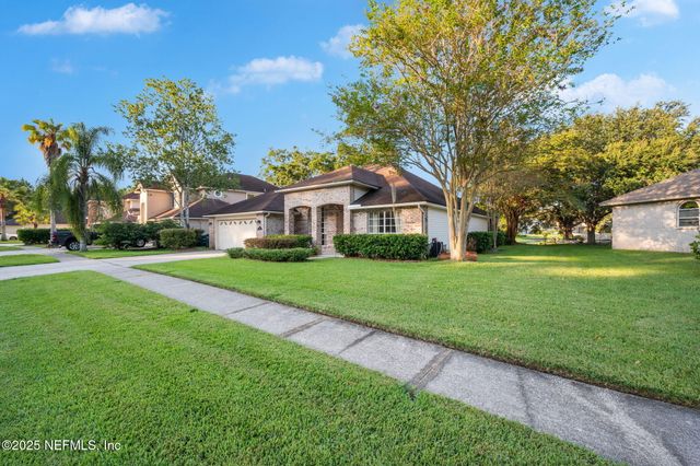 4510 SUMMER WALK Court, Jacksonville, FL 32258