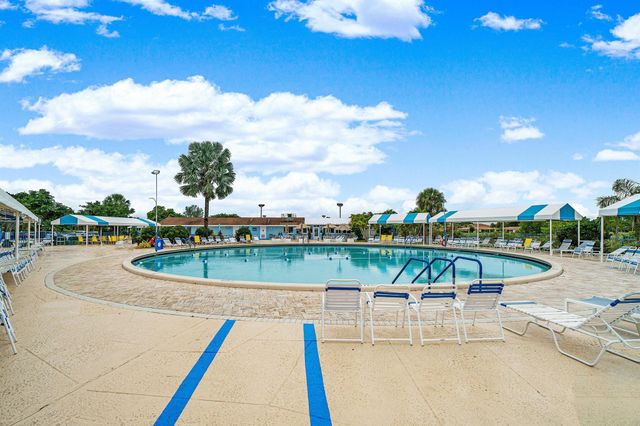 13735 Flora Place B, Delray Beach, FL 33484