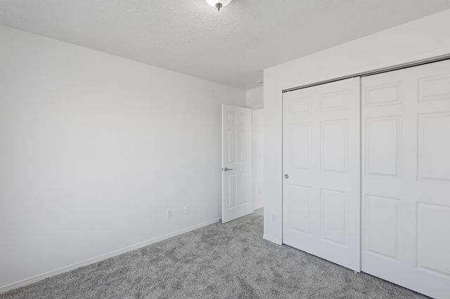 8412 Zydecko Avenue SW, Albuquerque, NM 87121