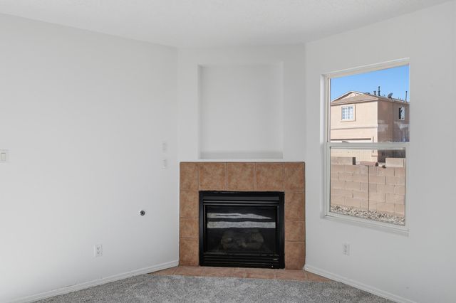 8412 Zydecko Avenue SW, Albuquerque, NM 87121