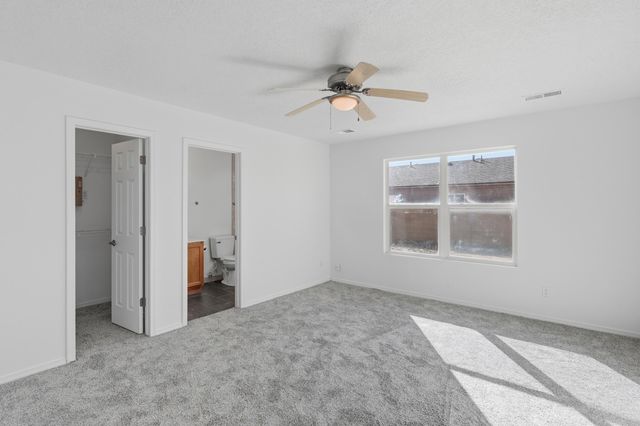 8412 Zydecko Avenue SW, Albuquerque, NM 87121