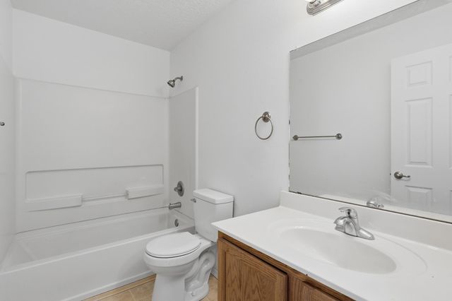 8412 Zydecko Avenue SW, Albuquerque, NM 87121