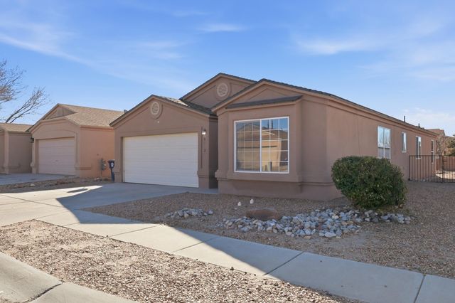 8412 Zydecko Avenue SW, Albuquerque, NM 87121