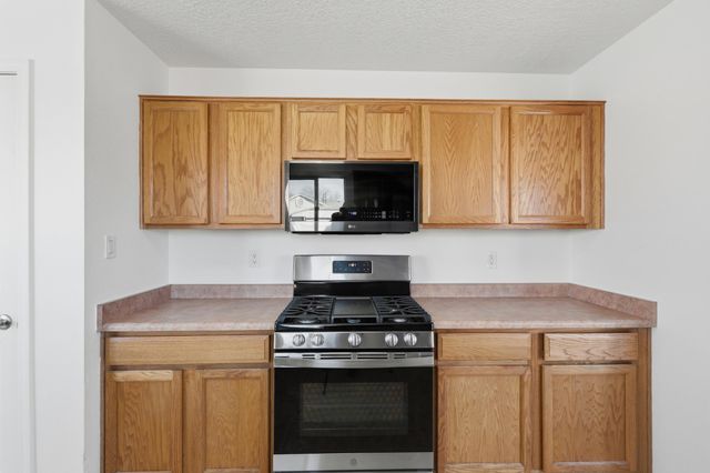 8412 Zydecko Avenue SW, Albuquerque, NM 87121