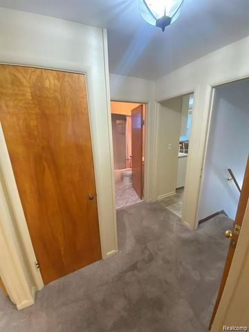 145 E Maplehurst Street, Ferndale, MI 48220