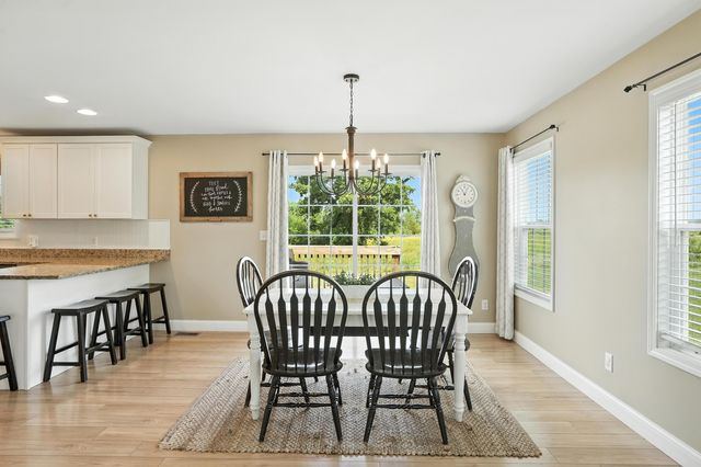 688 Village Pkwy, Lowell, IN 46356