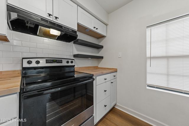 1400 E Bayou Parkway 3c, Lafayette, LA 70508