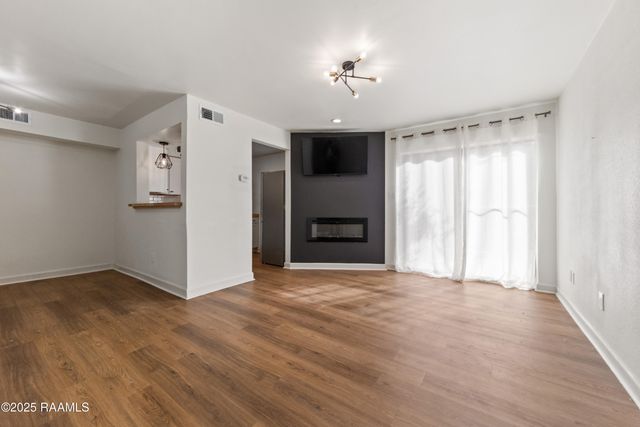 1400 E Bayou Parkway 3c, Lafayette, LA 70508