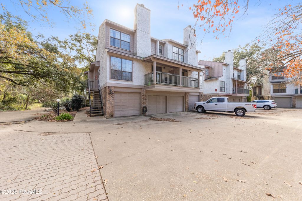 1400 E Bayou Parkway 3c, Lafayette, LA 70508