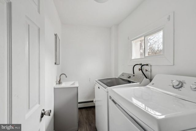 178 E CHARLESTON AVE, Lawnside, NJ 08045