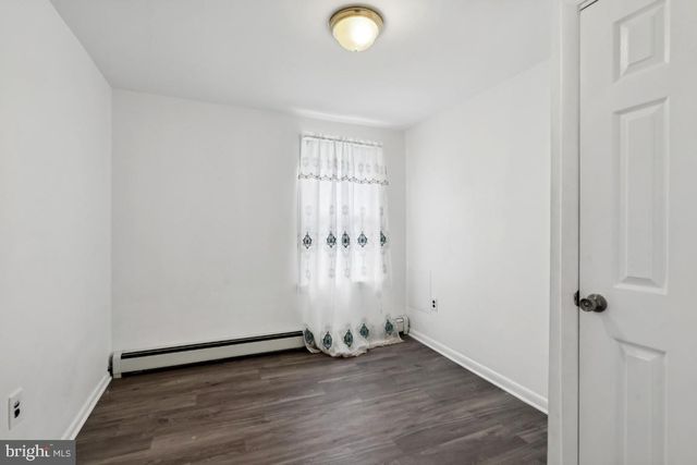 178 E CHARLESTON AVE, Lawnside, NJ 08045