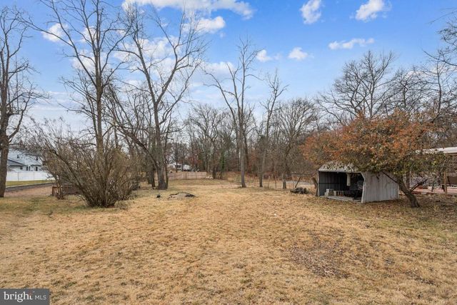 178 E CHARLESTON AVE, Lawnside, NJ 08045