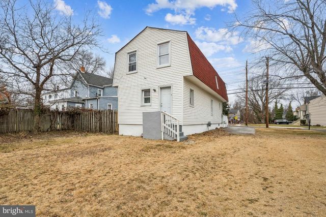 178 E CHARLESTON AVE, Lawnside, NJ 08045