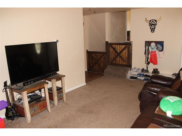 7365 Sullivan Cir, Colorado Springs, CO 80911