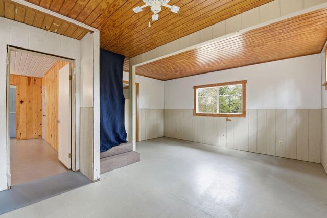 55 Dipping Vat Road, New Waverly, TX 77358