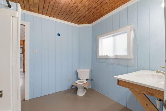 55 Dipping Vat Road, New Waverly, TX 77358