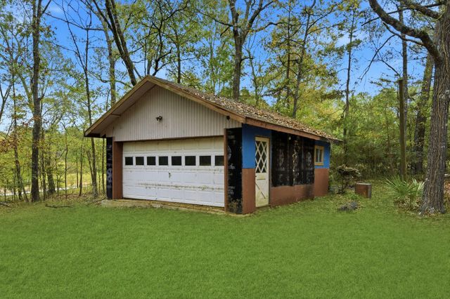 55 Dipping Vat Road, New Waverly, TX 77358