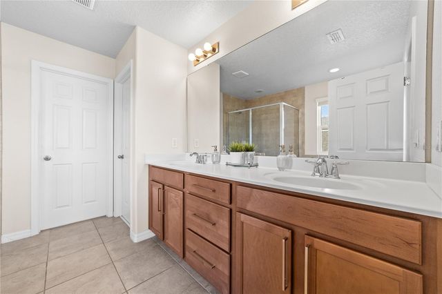 4736 SILVER BIRCH WAY, Orlando, FL 32811