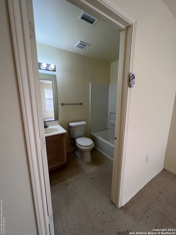 934 ARBOR PL, San Antonio, TX 78207
