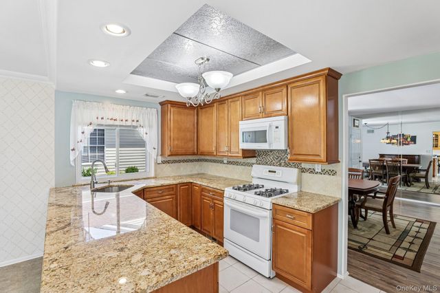 187 Glen Drive, Ridge, NY 11961
