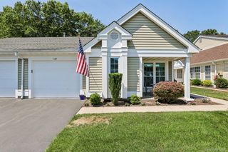 187 Glen Drive, Ridge, NY 11961