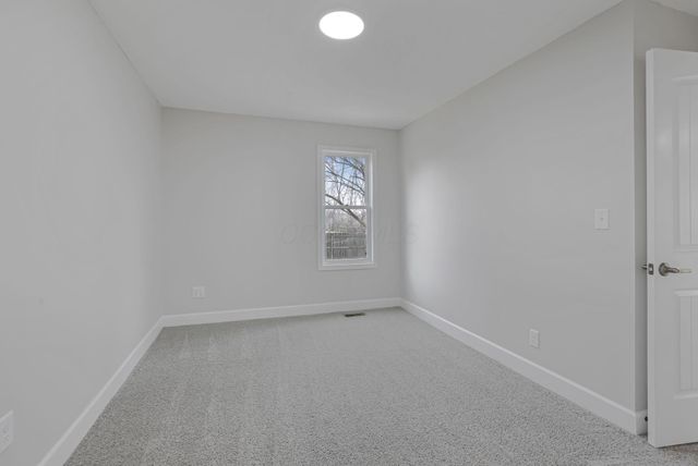 4161 Casa Boulevard, Grove City, OH 43123