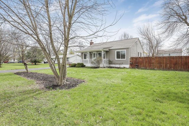 4161 Casa Boulevard, Grove City, OH 43123