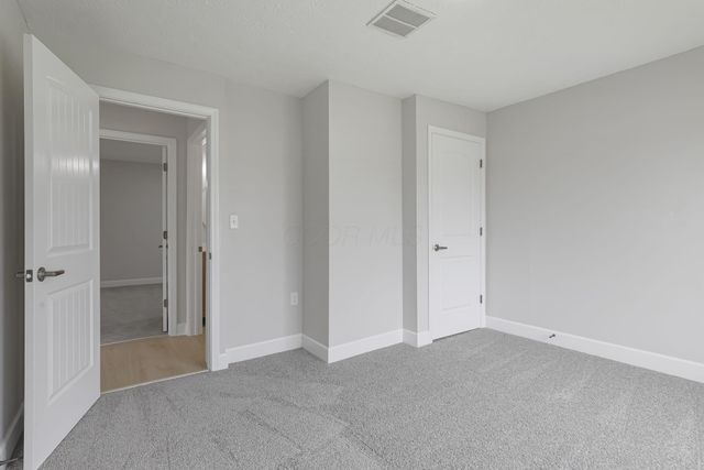 4161 Casa Boulevard, Grove City, OH 43123