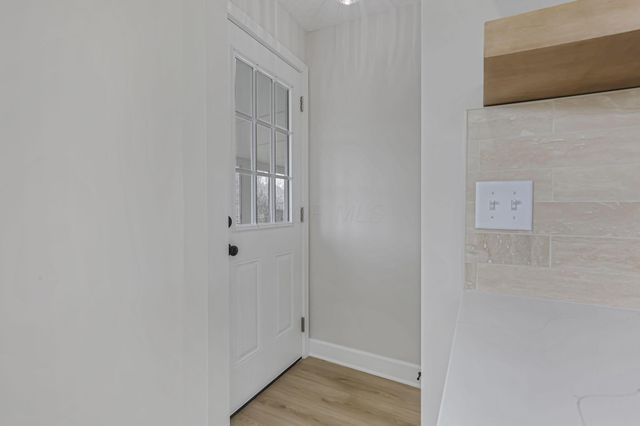 4161 Casa Boulevard, Grove City, OH 43123