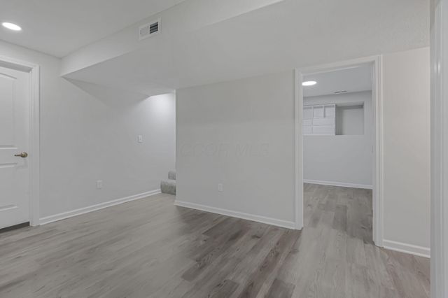 4161 Casa Boulevard, Grove City, OH 43123