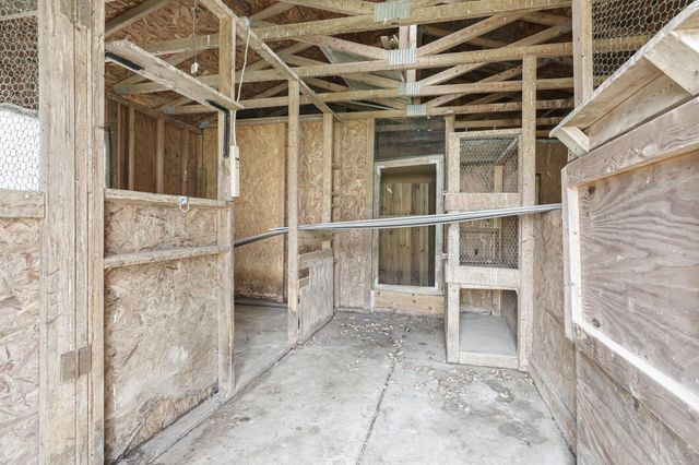 4161 Casa Boulevard, Grove City, OH 43123