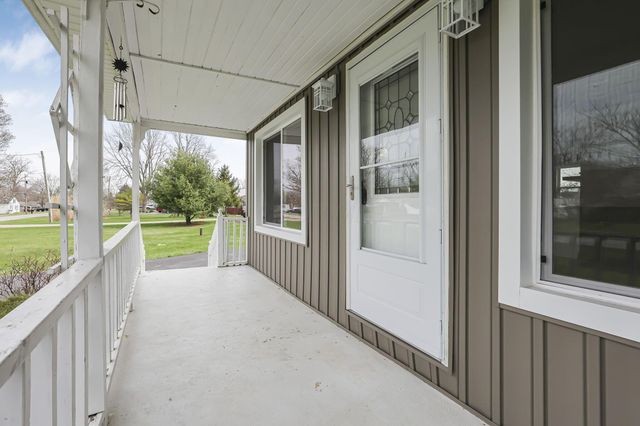 4161 Casa Boulevard, Grove City, OH 43123