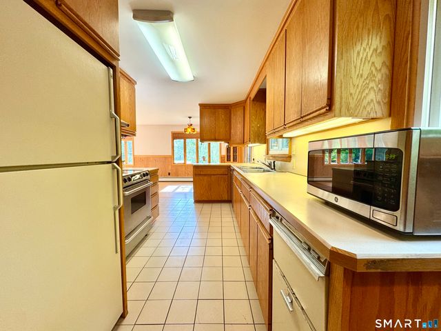 18 Wilson Road, Litchfield, CT 06759