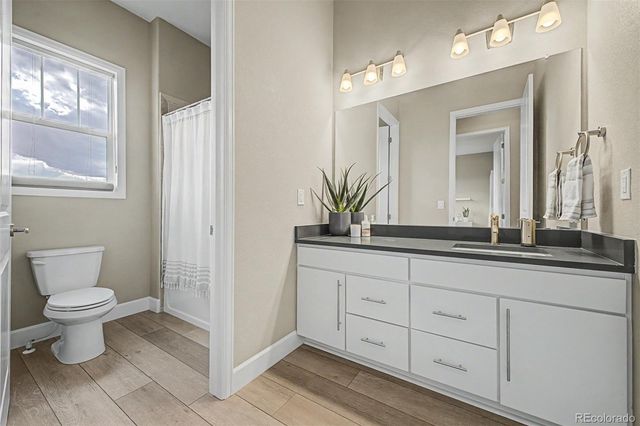 23701 E Calhoun Avenue, Aurora, CO 80016