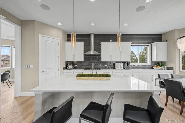 23701 E Calhoun Avenue, Aurora, CO 80016