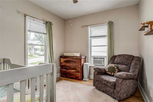 1833 S Hedges Avenue, Independence, MO 64052