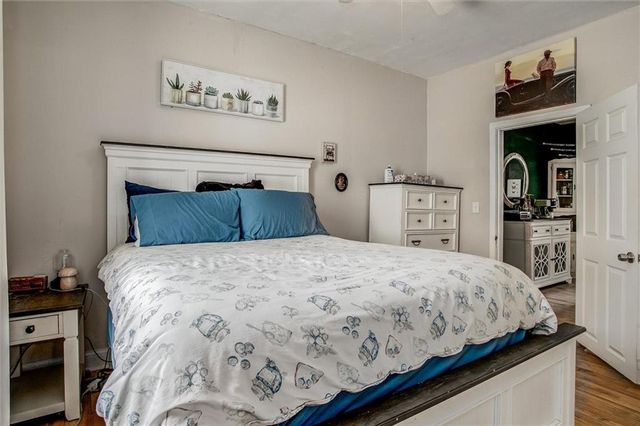 1833 S Hedges Avenue, Independence, MO 64052
