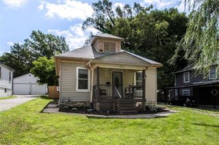 1833 S Hedges Avenue, Independence, MO 64052