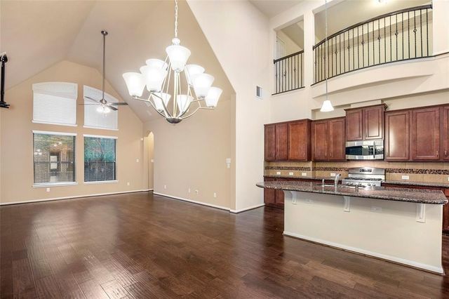 17906 Arapaho Hill Lane, Humble, TX 77346