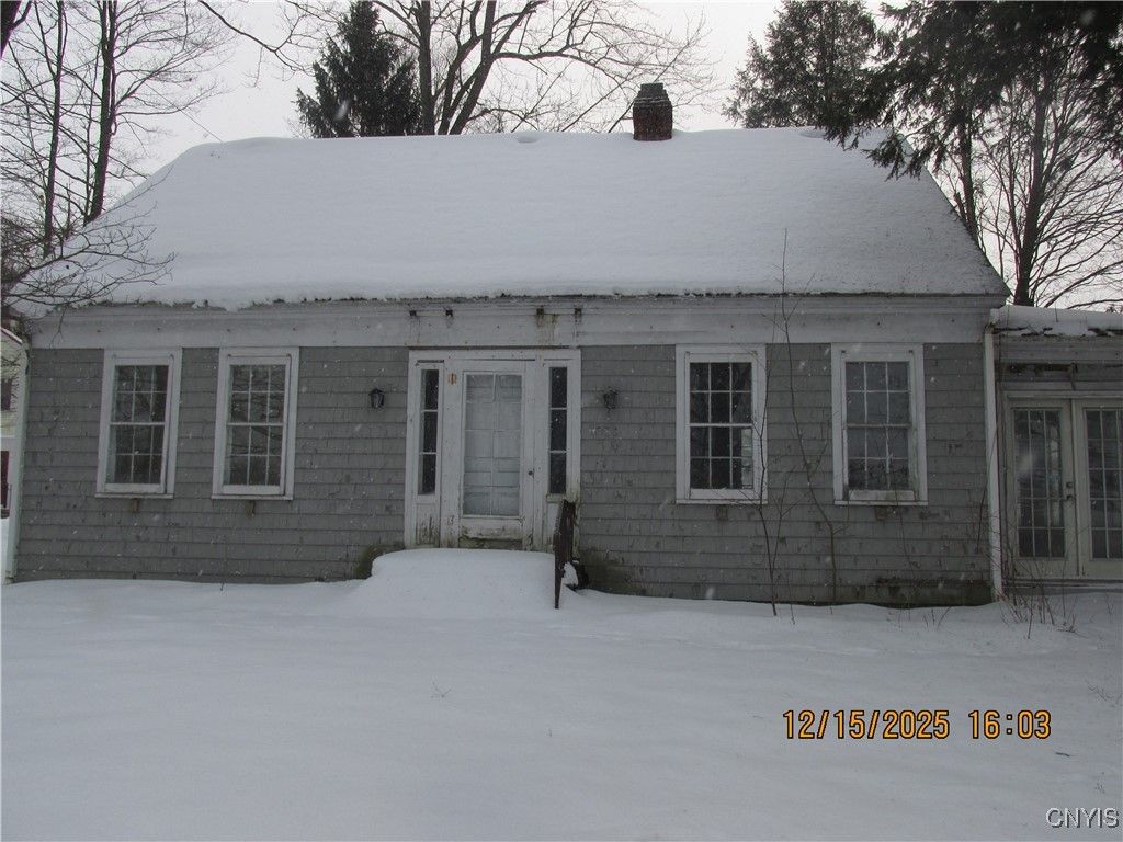 8586 Seneca Turnpike, New Hartford, NY 13413