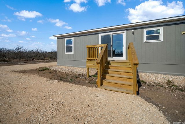 224 Pr 4656, Hondo, TX 78861