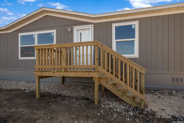 224 Pr 4656, Hondo, TX 78861